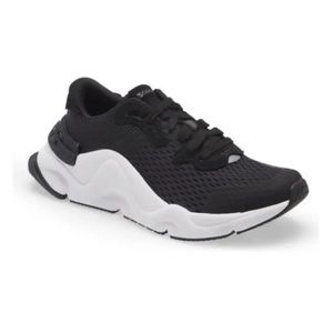 NEW IN BOX. Sorel Kinetic Lace Sneakers sz 6.5